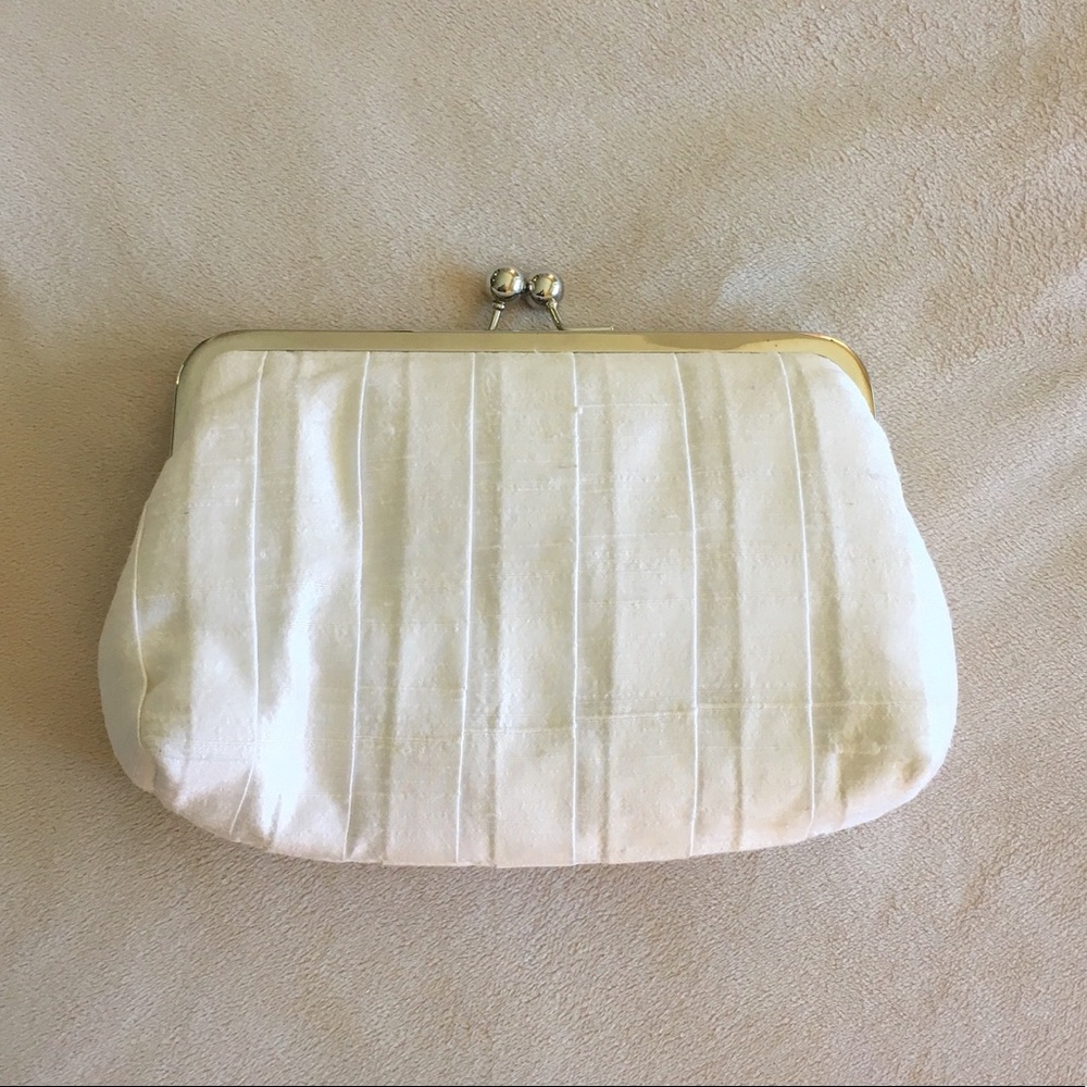 White Linen Clutch with Navy Lining